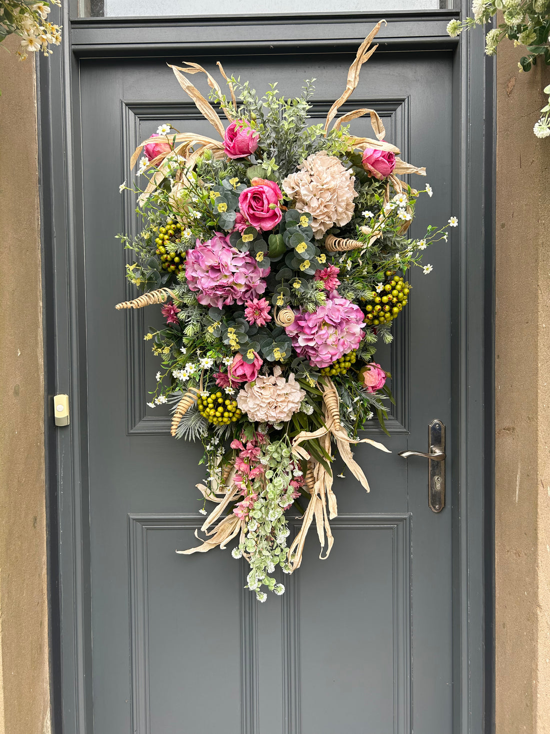 Teardrop Wreath