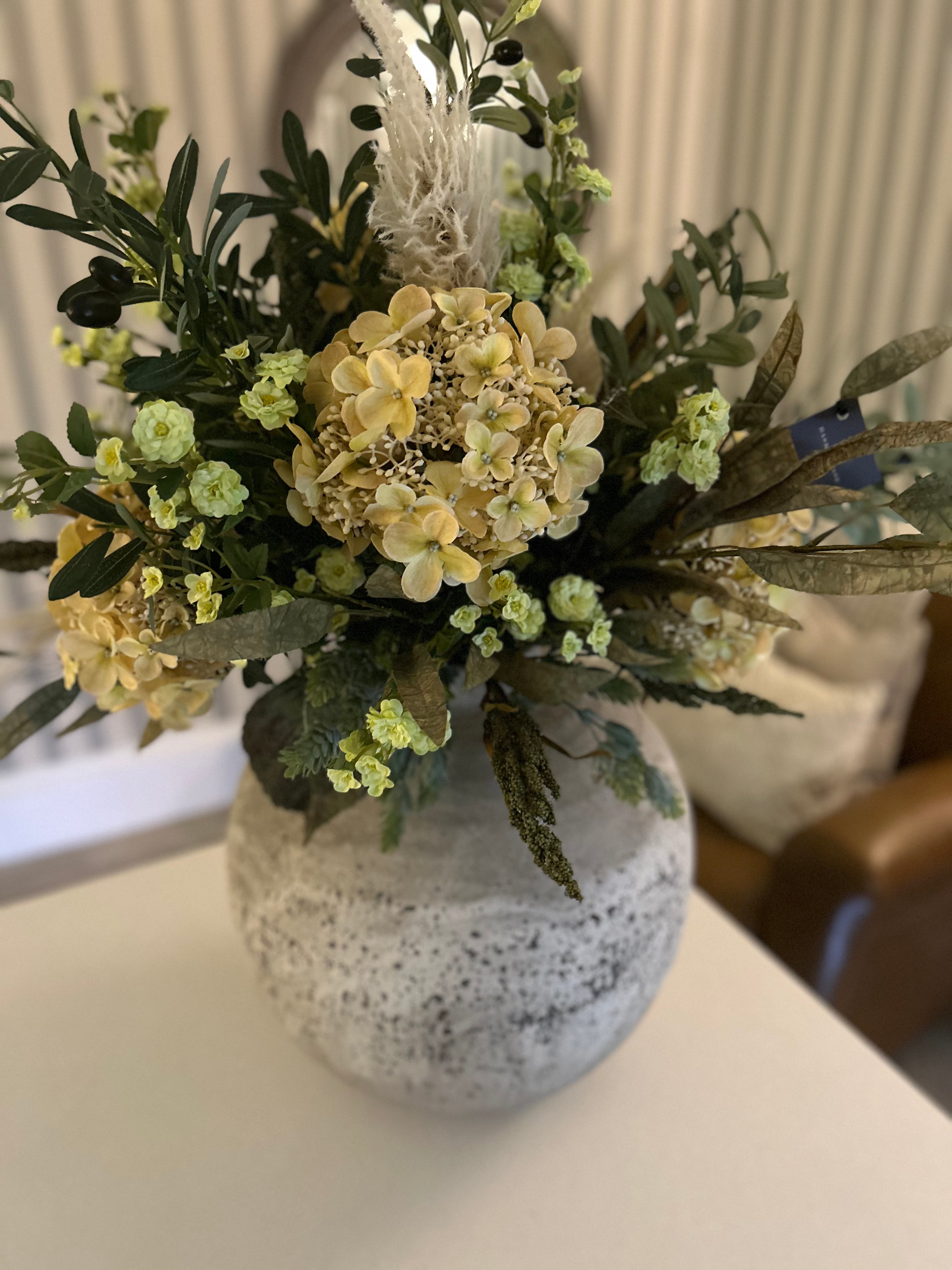 Luxury Yellow Bloom Stone Vase Display