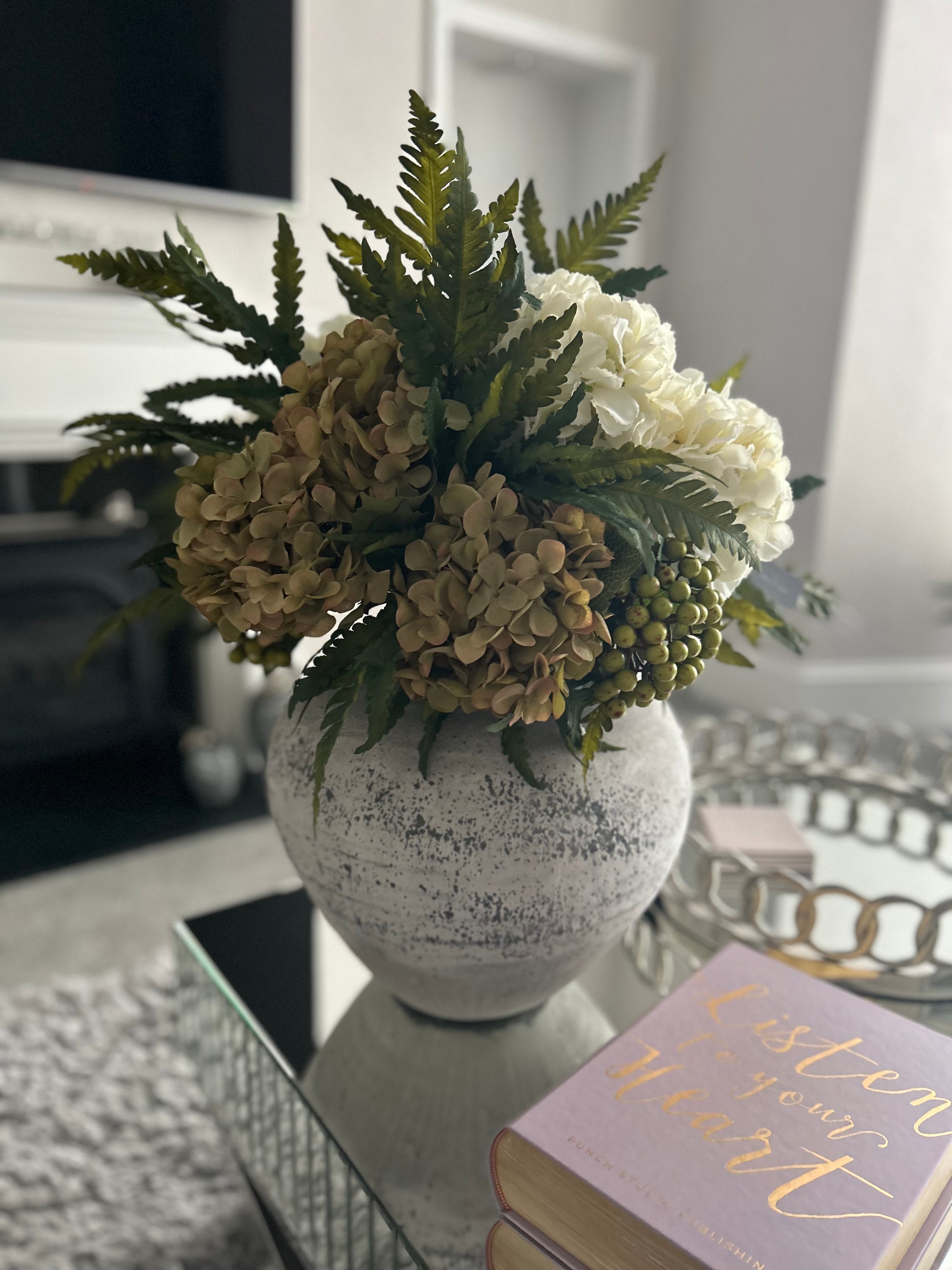 Luxury Ivory and Green Hydrangea Stone Vase Display